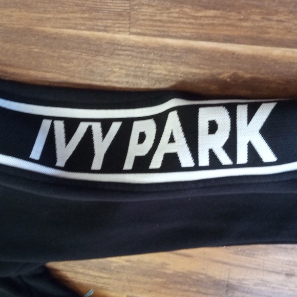 Ivy Park jogger pants M - Picture 2 of 4
